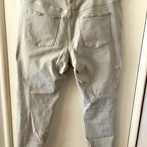 Gray Jean Leggings - Picture 3 of 7